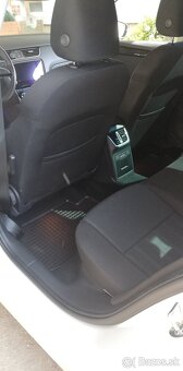 Škoda oktavia 3 2.0 tdi 110kw - 9