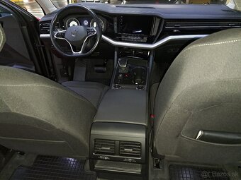 Volkswagen Touareg 3.0 V6 TDI Elegance 4Motion Tiptronic - 9