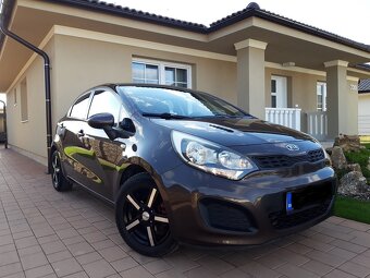 Kia Rio - 9