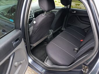 Predám Ford focus r.v. 2007 1,6 benzín - 9