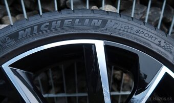 Vega r18 letne Octavia 3 - 9