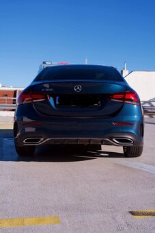 Mercedes Benz A 180 - 9