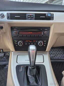BMW 320d touring E91 130kw - 9