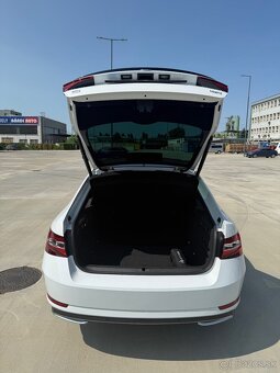 Škoda Superb Sportline 2.0 TDi - 9