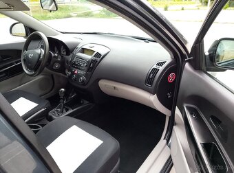 Predám Kia Ceed 1.4 benzín 78Kw - 9