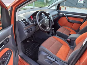 Volkswagen Touran Cross 2.0 TDi 103Kw(140Ps) EXCLUSIVE - 9