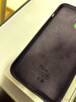 Apple iPhone 14 - 128GB - 9