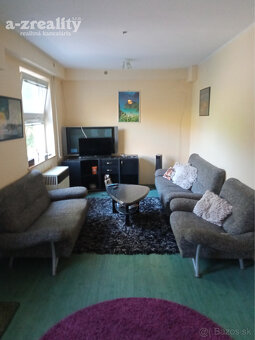 Ponúkame na predaj pekný penzión v Patinciach - 9