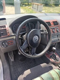 Predám Volkswagen Touran - 9