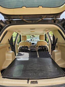 Land Rover Freelander 2 2.2 - 9