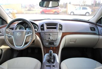 Opel Insignia 2.0 CDTI 130k Sport - 9