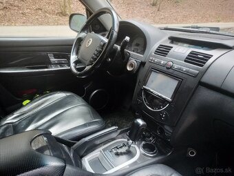 Ssang Yong Rexton 2.7 xdi 137 kw AT/5 RX 4X4 2008 - 9