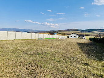 Predaj stavebný pozemok 1425 m2/ 2 pozemky po 650 m2, Svinia - 9