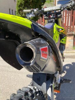 Kawasaki kxf250 - 9