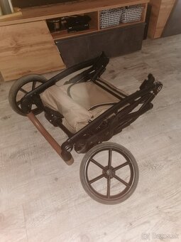 Kočiar Junama Space trojkombinácia + isofix základňa - 9