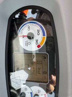 New holladn TD95 / 2021 , 240 hodin - 9
