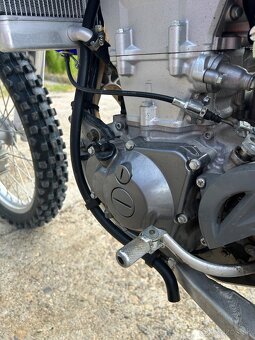 Yamaha yz450f - 9