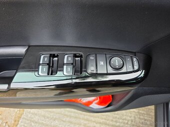 Kia Sportage 1.6 T-GDi Platinum 4WD A/T - 9