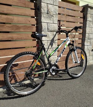 Dámsky bicykel 26" CTM - 9