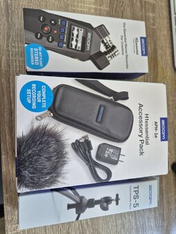 Zoom H1 Essential Prenosný rekordér + statív, puzdro - 9