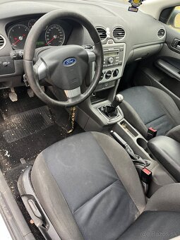 Ford Focus Combi 1.6TDCI - 9