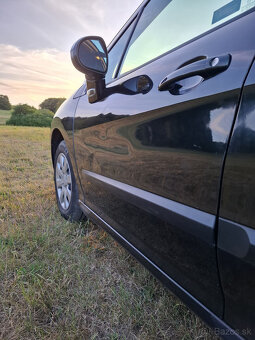 Peugeot 308 hatchback, 1,4 Confort, 70kW, benzín - 9