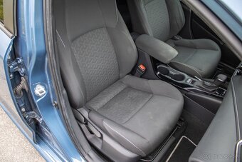 Toyota Corolla Hybrid 2.0 CVT / AJ NA SPLÁTKY / PROTIÚČET / - 9