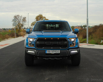 Ford F150 Raptor - 9