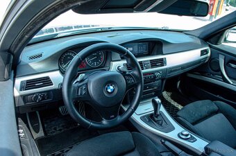 BMW Rad 3 Touring 335i M paket 225 kw - 9