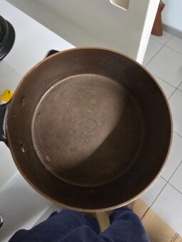 Medene panvicky + vešiak - 9