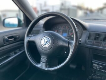 VW Golf IV 2.3 VR5 AUTOMAT - 9