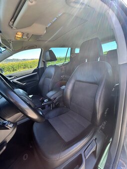 Skoda Octavia 1.6 TDi 77kw DSG - 9
