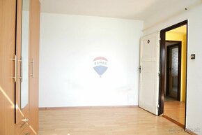 REZERVOVANÝ  2-izbový byt v TOP cene v centre mesta Poltár - 9