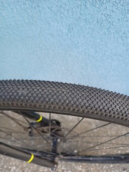 gravel FUJI velkost ramu L, Shimano Claris - 9