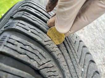 BMW f10 disky + pneu zimné 225/55 r17 Runflat - 9