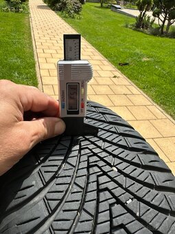 Kumho Solus 4S HA32 205/55 R16 91H - 9