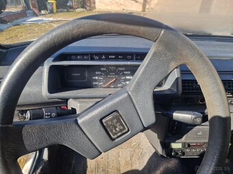 Peugeot 205 GRD - 9