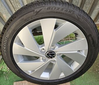 Atraktívna, originálna zimná sada VW - 5x112 r17+205/50 r17 - 9