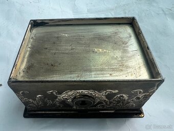 Starozitna secesna vyse 100 rocna skatulka sperkovnica - 9