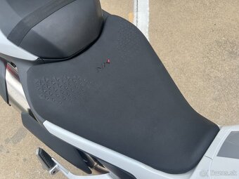 CFMOTO 800NK Advanced - 9