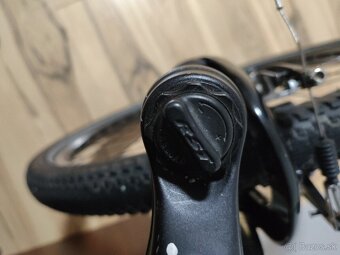 HORSKÝ BICYKEL KELLYS - 9