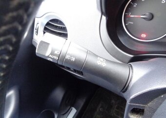 Renault Koleos Dynamique 2.0 DCi 110 kW 4x4 nafta manuál - 9