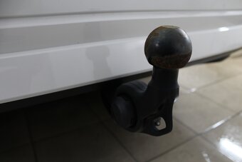 Škoda Octavia Combi 2.0 TDI - 9
