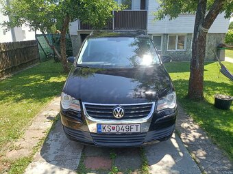 Volkswagen Touran - 9