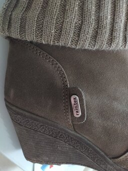 NOVÉ kožené hnedé čižmy veľ. 38 (osobný odber) - 9