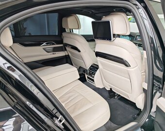 BMW Rad 7 730d xDrive A/T - 9