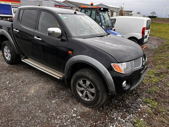 MITSUBISHI L200 4X4 AUTOMAT - 9