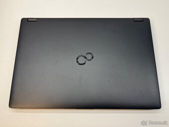 Fujitsu LifeBook E5511 15.6" i5-1135G7/16GB/512GB/FHD/IPS - 9