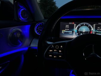Mercedes Benz E-Class Sedan 220d (2019) - 9
