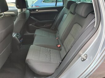 VW Passat B8 Variant 2.0TDI 110kW DSG ACC - záruka Autodraft - 9